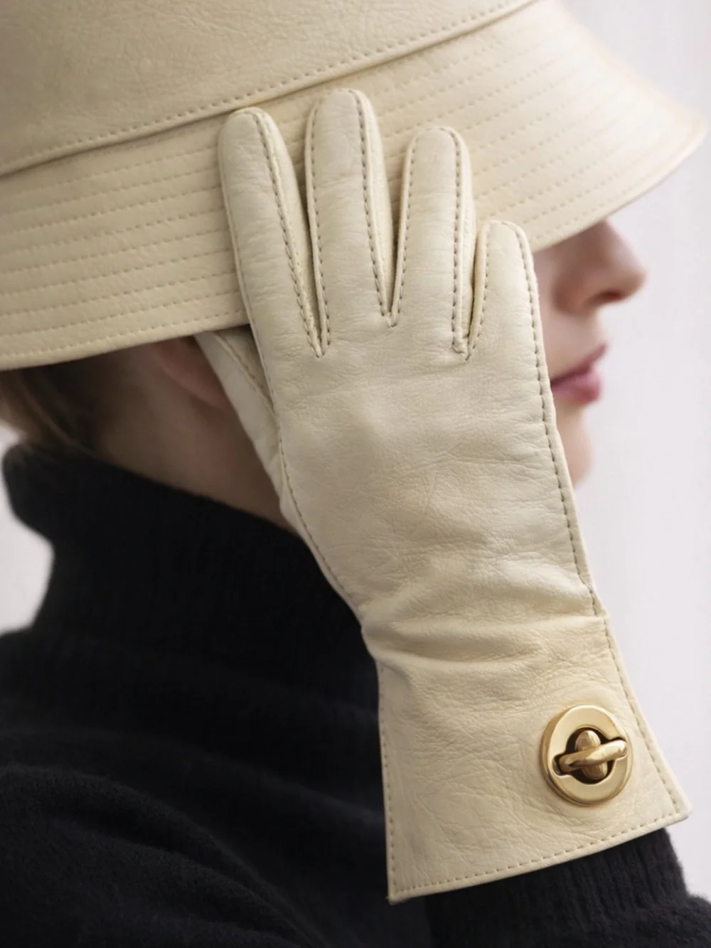 Bonnie Cashin Leather Gloves Gauntlet Style Iconic Turn Lock Vintage Crescendoe